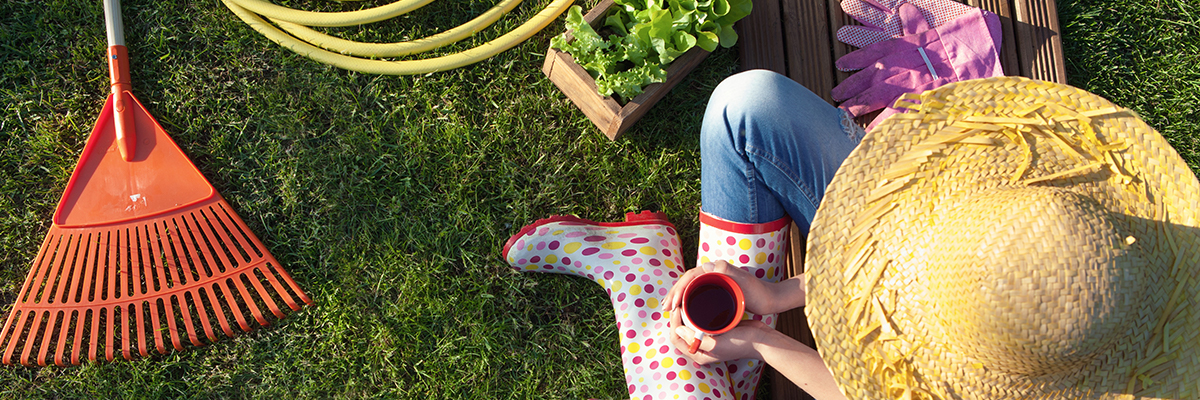 Shoreline townhome backyard in park city utah