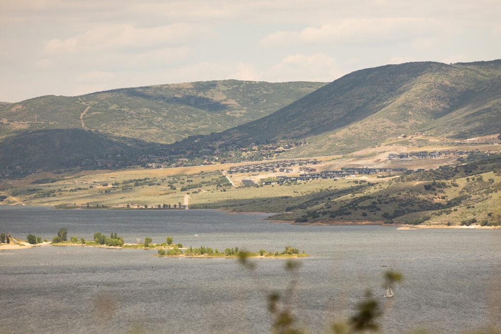 Shoreline Park City Lake View